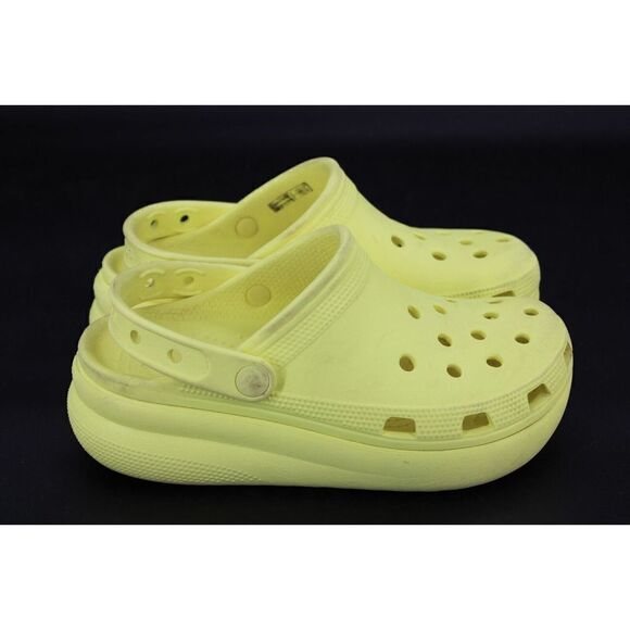 CROCS CLASSIC CRUSH CLOG iconic crocs wedge comfort in yellow Youth 3 Girls - Picture 6 of 11